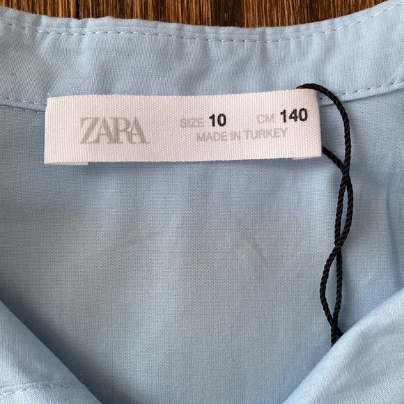 Zara - Blue Poplin Shirt with Gem Detail - Tag says size 10; fits like a 6! - Picture 3 of 5